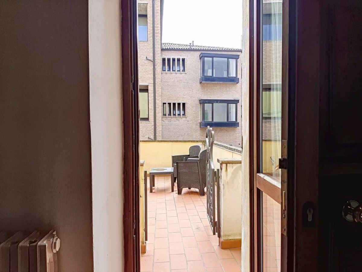 Ospitaci Appartamenti San Salvatore Foligno Exterior foto